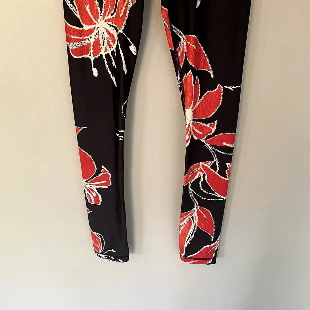 The Upside Hibiscus-Print Drawstring Yoga Pants in Black & Red SZ 6
